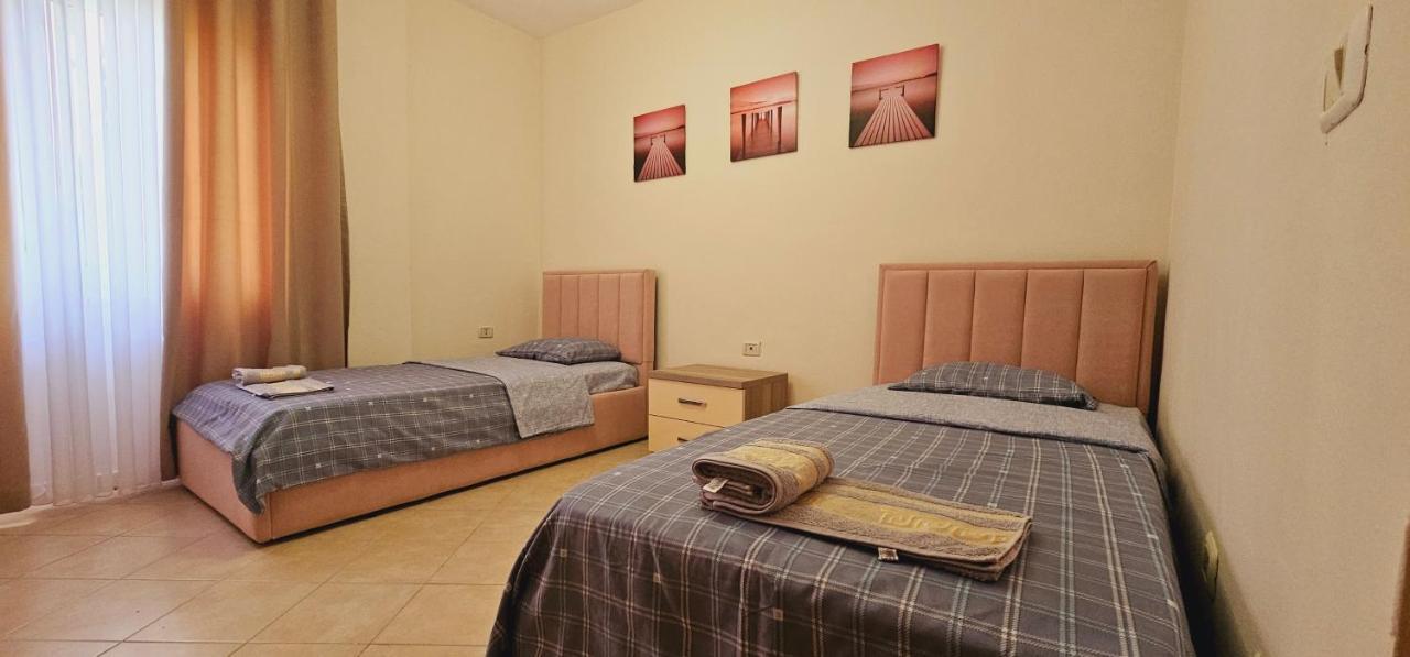 New Bazaar Side Bliss 2 Bed Room Apt With Free Garage Тирана Экстерьер фото