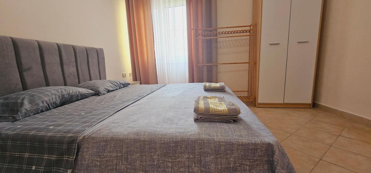 New Bazaar Side Bliss 2 Bed Room Apt With Free Garage Тирана Экстерьер фото